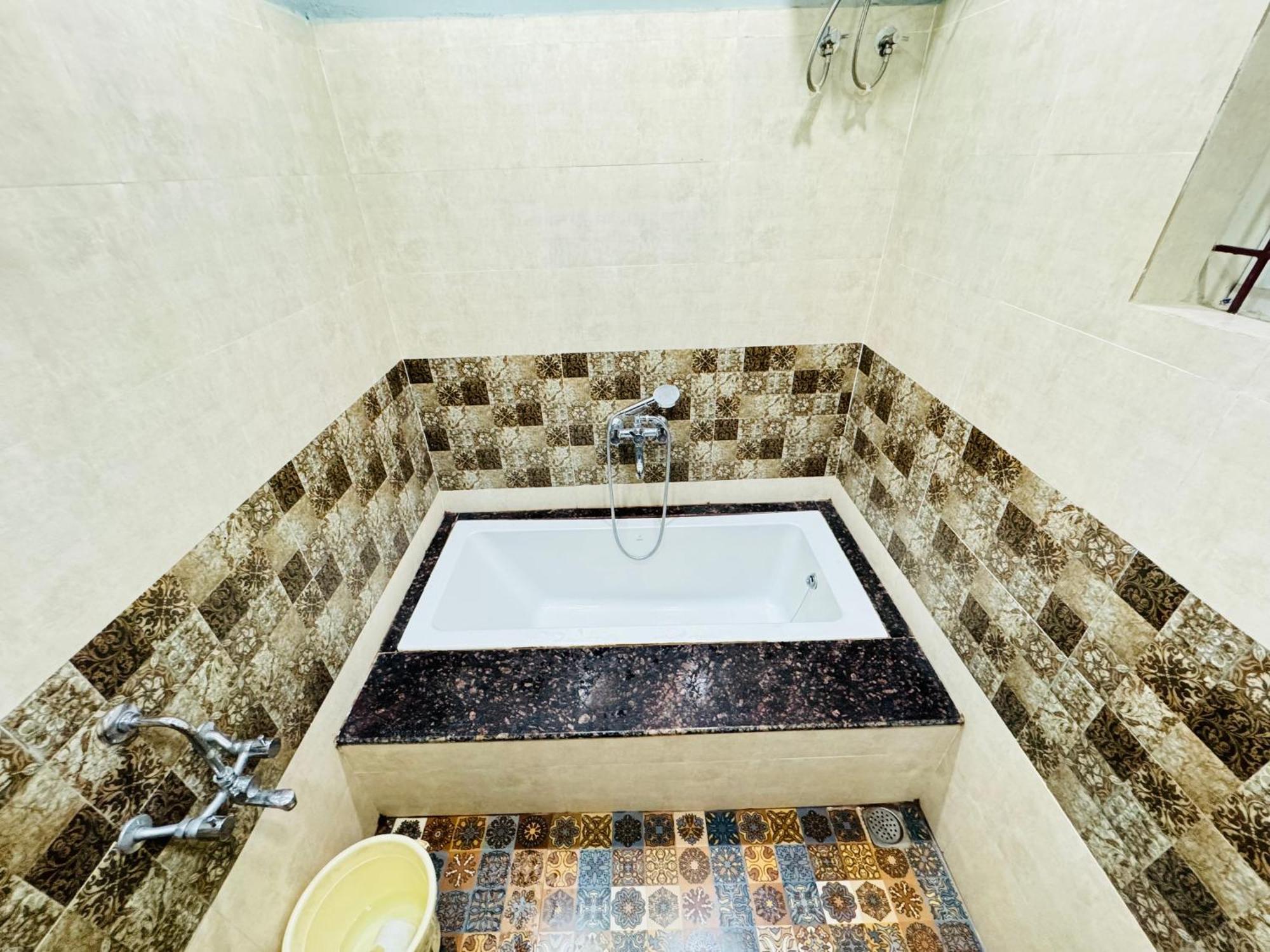 The Glasswater By The Backwater Homestay Kalyānpur Exterior foto
